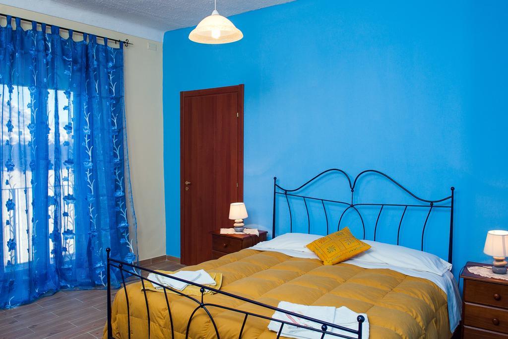Umberto 33 Bed and Breakfast Πιάτσα Αρμερίνα Εξωτερικό φωτογραφία
